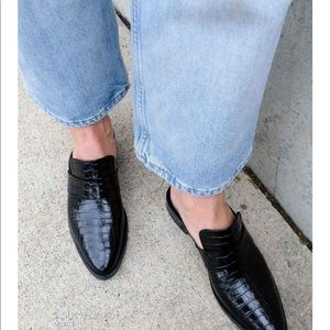 Freda Salvador Keen Mules